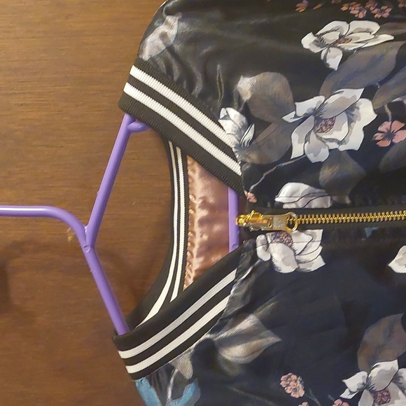 Silk bomber jacket - Picture 4 of 5